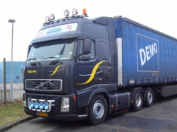 Volvo-FH12-460-Stober-220406-02-NL