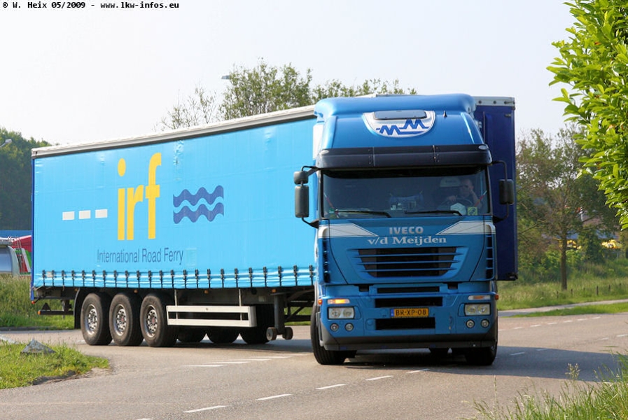 NL-Iveco-StralisAS-vdMeijden-220509-01.jpg