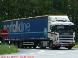Scania-114-L-340-090505-01-NL