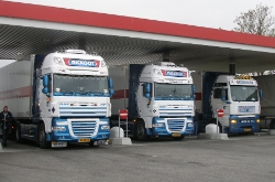NL-DAF-XF-105-Nickoot-Holz-100810-01