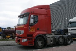 NL-Renault-Premium-Route-440-Hoogland-Holz-100810-01