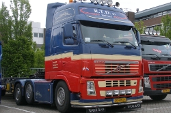 NL-Volvo-FH-RTD-Holz-100810-01