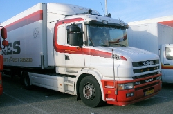 NL-Scania-114-L-380-van-Es-Holz-110810-02