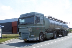 NL-DAF-XF-105-Staalduinen-Holz-110810-01