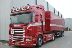 NLScania-R-500-rot-Holz-110810-01