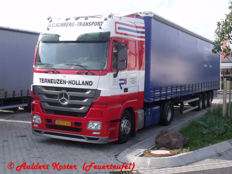 NL-MB-Actros-3-Rijnberg-Koster-141210-01.jpg