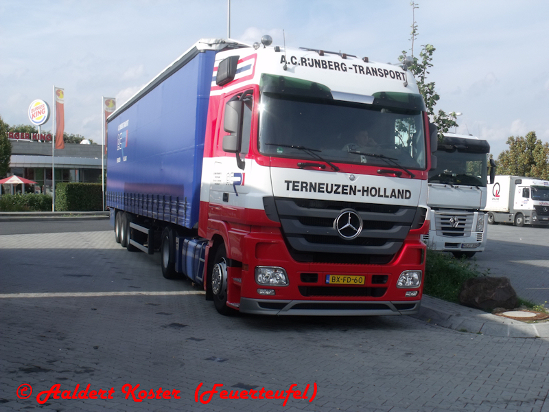 NL-MB-Actros-3-Rijnberg-Koster-141210-02.jpg