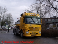 NL-MB-Actros-MP2-vdMeer-Koster-151210-01