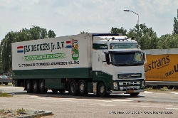 NL-Volvo-FH-Deckers-110511-01