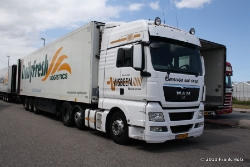 NL-MAN-TGX-24440-Visbeen-Holz-090711-01