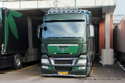Veiling-Aalsmeer-NL-301211-060