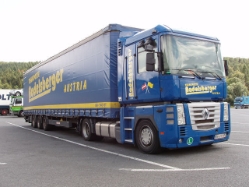 Renault-Magnum-480-Radelsberger-Holz-081006-01-AUT