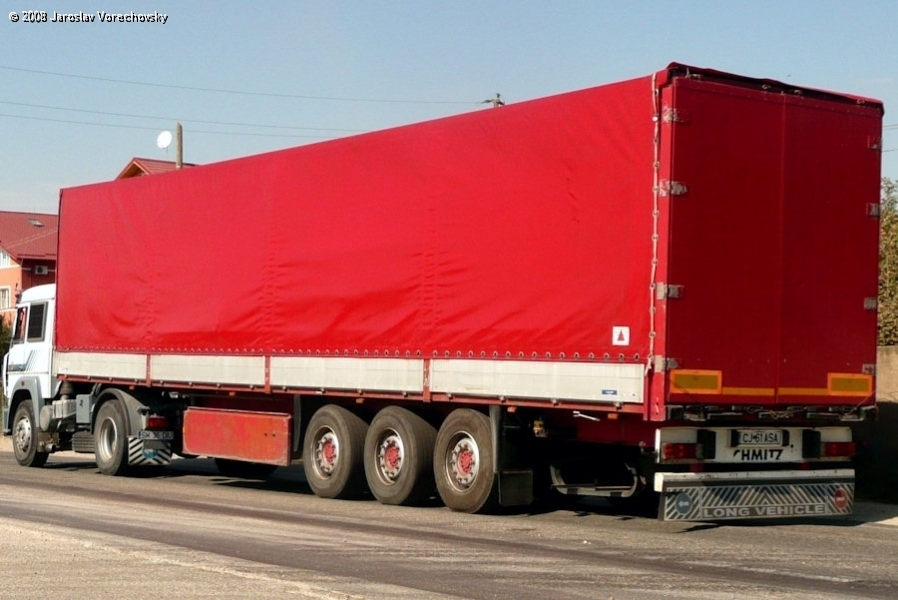 RO-Iveco-TurboStar-weiss-rot-Vorechovsky-150908-02.jpg