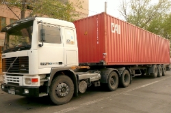 RO-Volvo-F12-weiss-Vorechovsky-150908-01