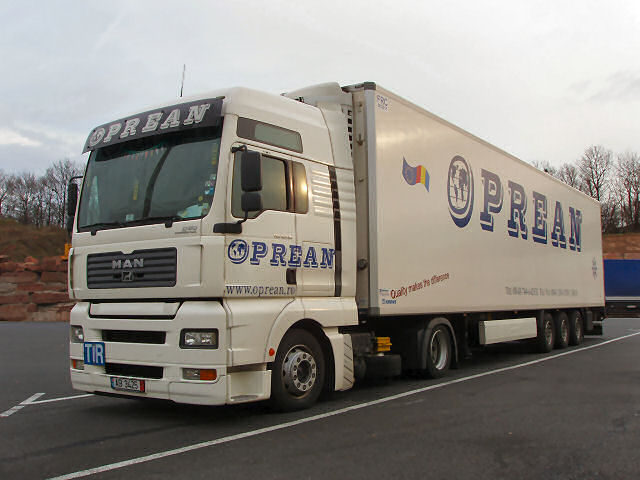 MAN-TGA-18430-XXL-D20-Prean-Holz-260506-02-RO.jpg