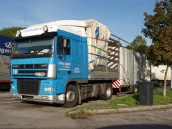 DAF-XF-95430-Vidotrans-Holz-051005-01-RO