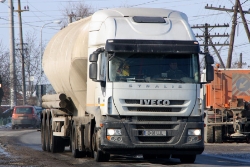 RO-Iveco-Stralis-AT2-white-GeorgeBodrug-050210