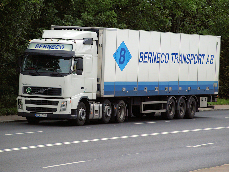 S-Volvo-FH440-Globetrotter-Berneco-JThiele-210810.jpg - Jörg Thiele