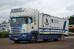 S-Scania-124-L-420-weiss-Brinkerink-070311-01