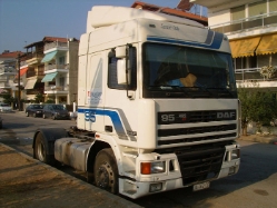 SRB-DAF-95380-weiss-BMihai-131008-01