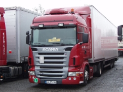 Scania-R-420-rot-Holz-180107-01-SK