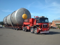 MAN-F8-40700-Schwertransport-Mammoet-Suedafrika-1-(Child)