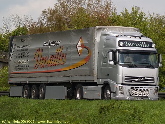Volvo-FH12-420-Versailles-020506-01-UA.jpg