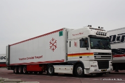 UA-DAF-XF-weiss-Holz-090711-01