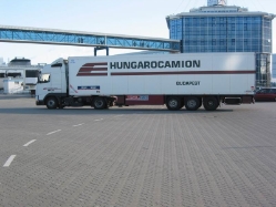 HUN-Volvo-FH12-Hungarocamion-Posern-120209-01