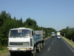 Liaz-weiss-Palischek-300804-1-HUN