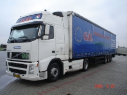 Volvo-FH12-460-Gal-Kovacs-051005-01-HUN