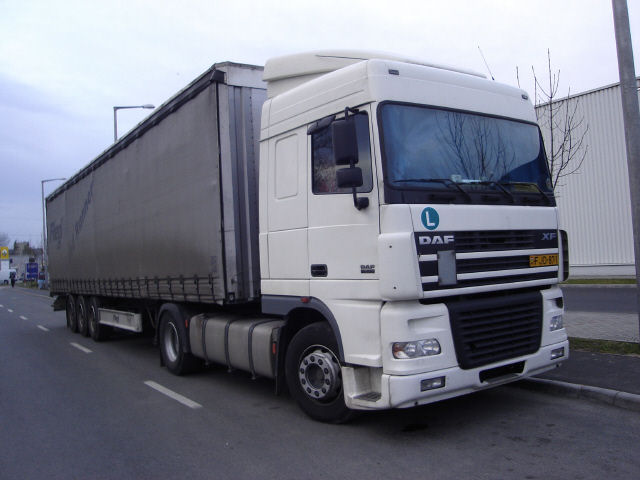 DAF-XF-95430-Tamas-Halasz-170207-01-HUN.jpg