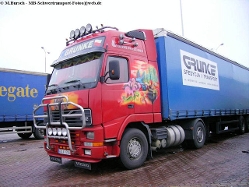 Volvo-FH12-420-Grunke-Bursch-050107-07