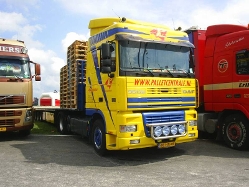 DAF-95-XF-Palletzentrale-Rolf-040805-01