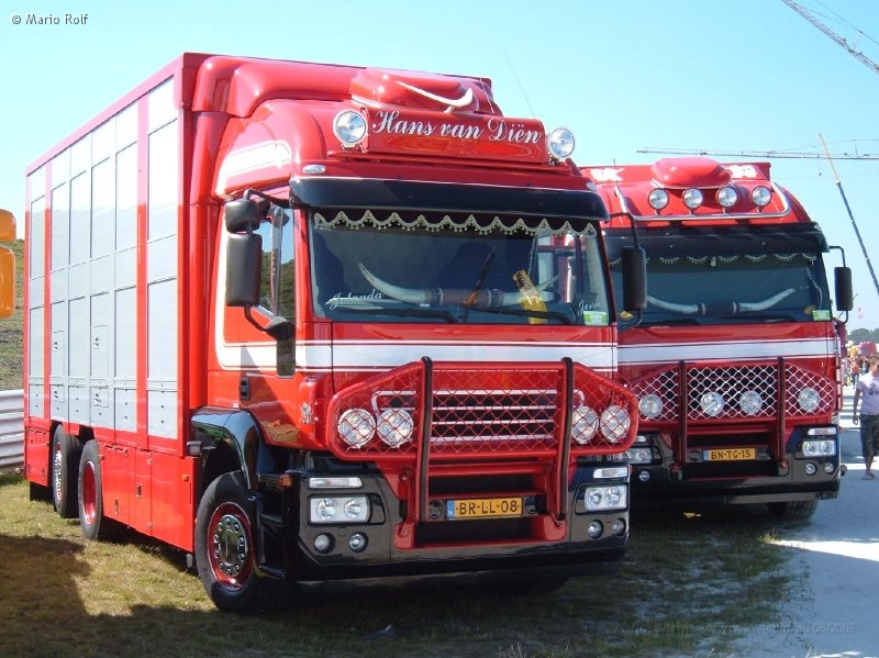 Iveco-Stralis-vanDien-Rolf-10-08-07.jpg