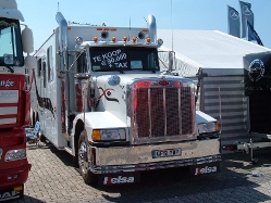 Peterbilt-weiss-Rolf-10-08-07