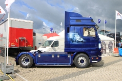Scania-143-M-420-blau-260709-01