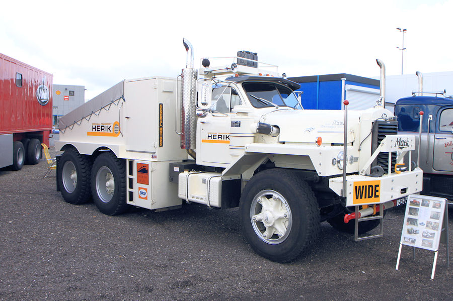 Mack-B-80-SX-Herik-280709-02.jpg