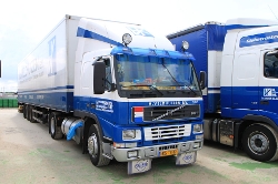 Volvo-FM12-340-Veldhuizen-260709-01