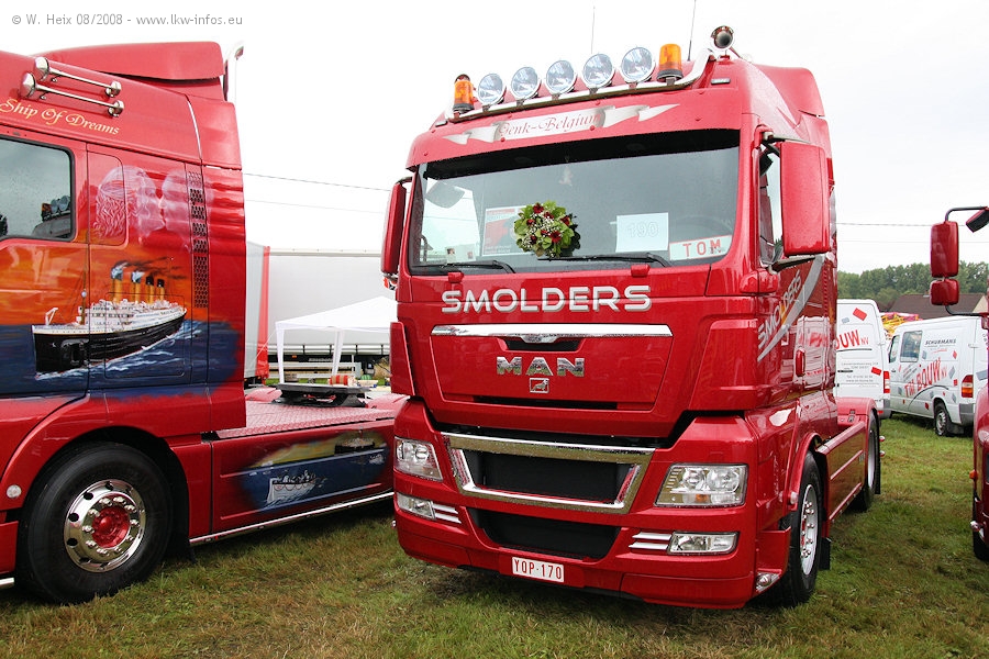 031-MAN-TGX-Smolders-110807-01.jpg