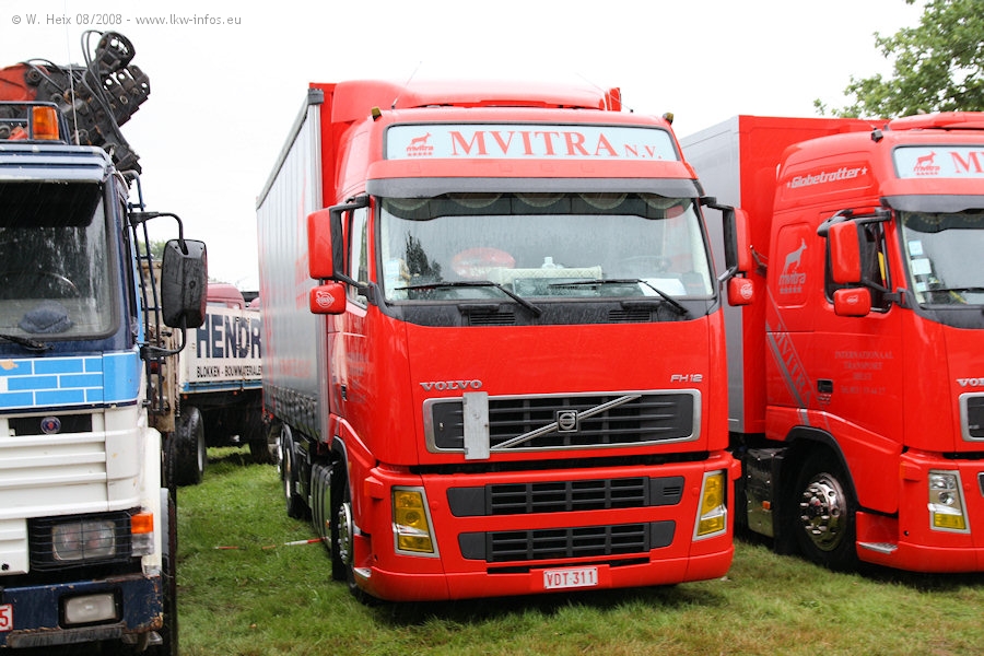 085-Volvo-FH12-Mvitra-110807-01.jpg