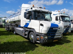 Scania-124-L-420-Vendrig-190806-01