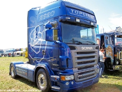 Scania-R-620-blau-190806-01