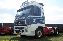 274-Volvo-FH-440-van-Klooster-110807