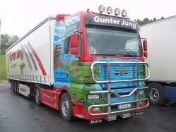 MAN-TGA-XXL-Jung-Holz-200505-01