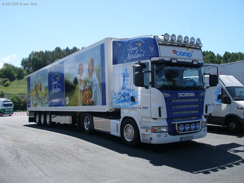 Scania-R-Coop-Holz-240609-01.jpg