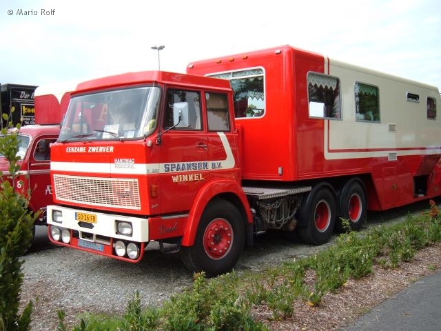 Hanomag-Henschel-F-221-Rolf-180905-01.jpg