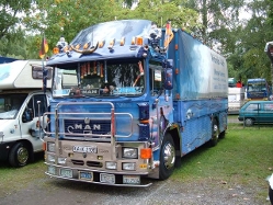 MAN-F8-14192-blau-Rolf-180905-01