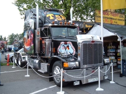 Peterbilt-CH-377-Rolf-180905-01