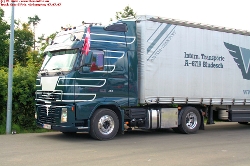 Volvo-FH12-460-Voegel-070707-04
